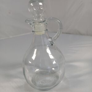 Presence Clear Cruet and Stopper by Anchor Hocking 6.75" Tall